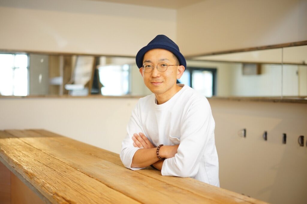聞こえる人も、聞こえない人も、居心地よく。サードプレイスを体現する